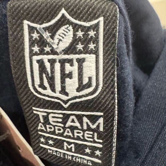 NFL Tennessee Titans team logo navy pullover hoodie size medium NWT - Picture 6 of 7